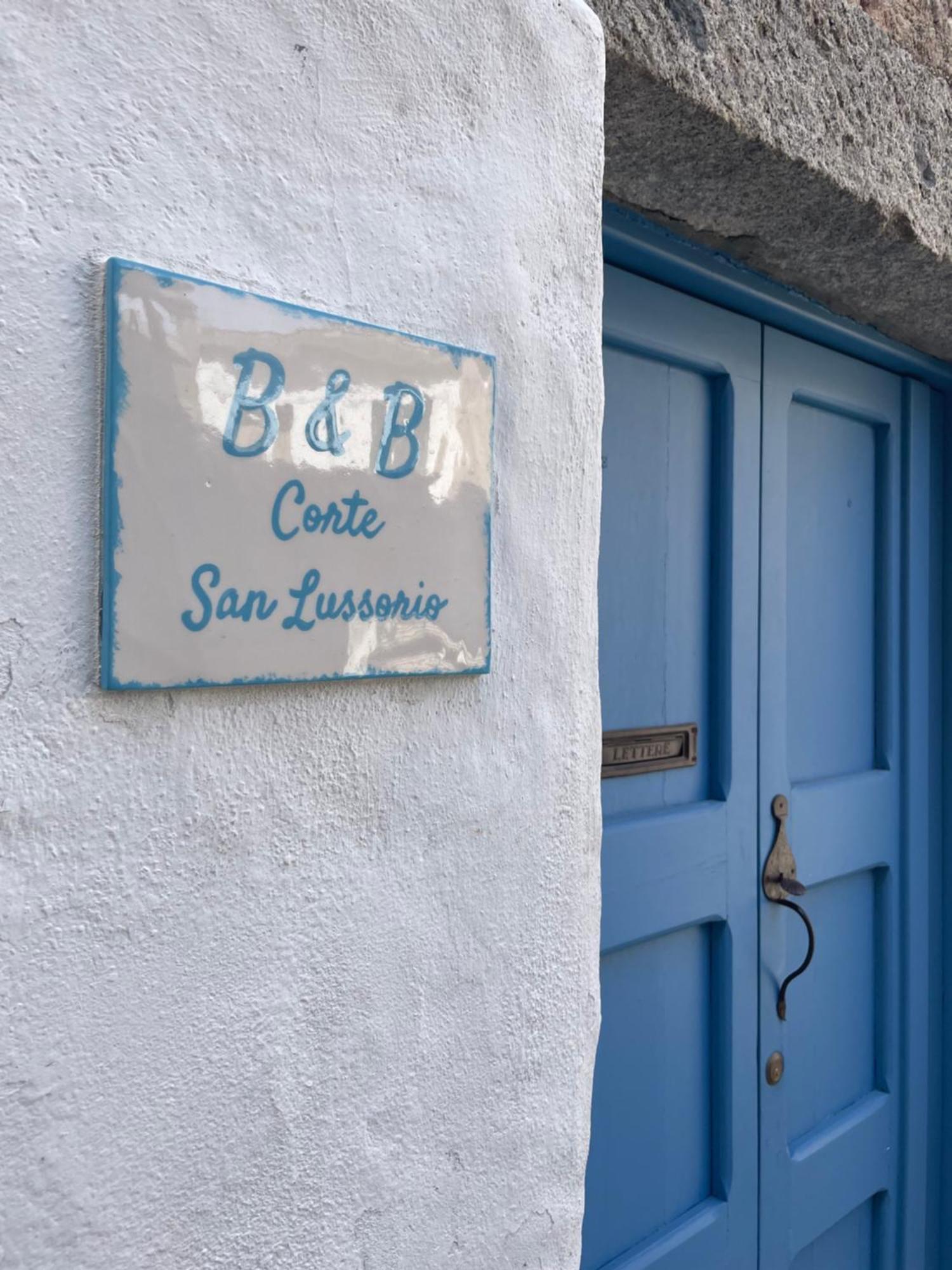B&B Corte San Lussorio Олиена Екстериор снимка