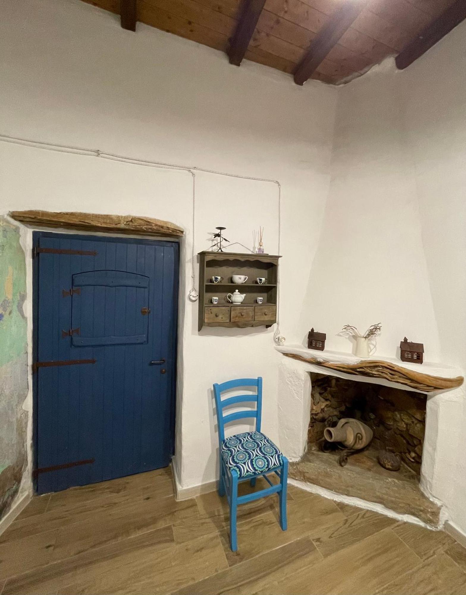 B&B Corte San Lussorio Олиена Екстериор снимка