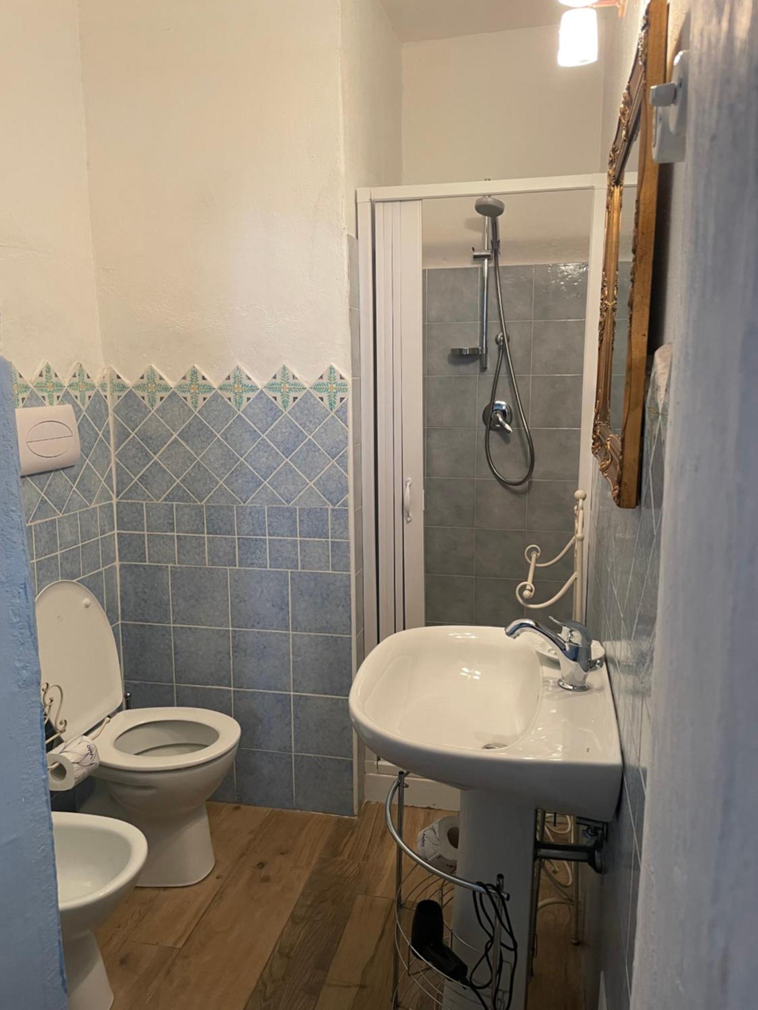 B&B Corte San Lussorio Олиена Екстериор снимка
