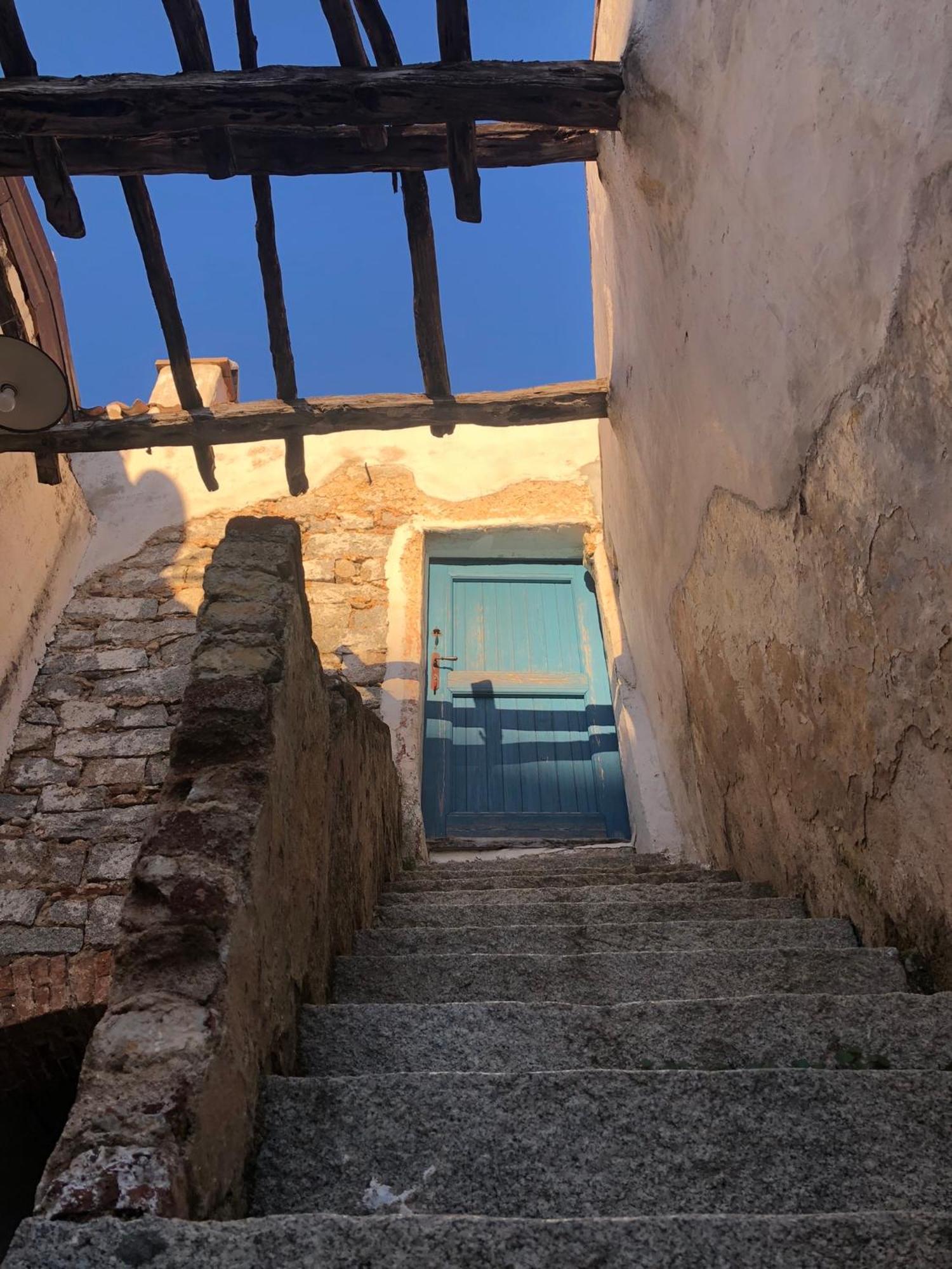 B&B Corte San Lussorio Олиена Екстериор снимка