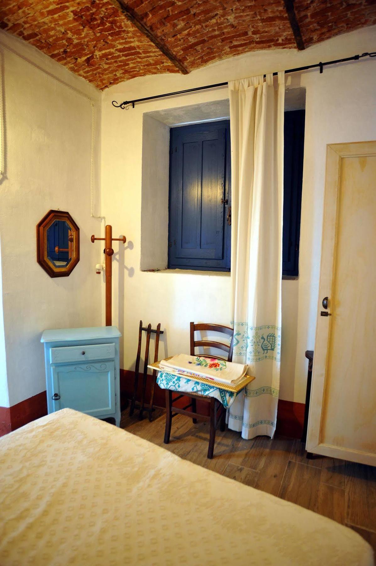 B&B Corte San Lussorio Олиена Екстериор снимка