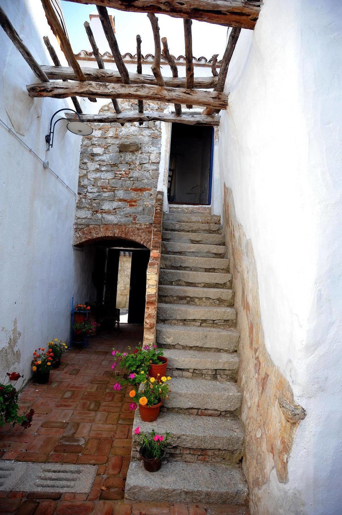 B&B Corte San Lussorio Олиена Екстериор снимка